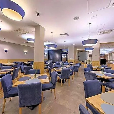 Blue Mountain 公寓式酒店 4*